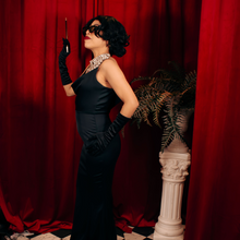 Load image into Gallery viewer, Hollywood Starlet Photoshoot with Costumes, Wigs, & Backdrops!