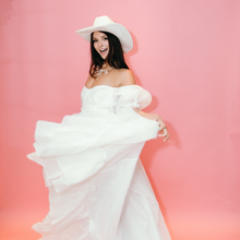 Load image into Gallery viewer, Bachelorette Party Photoshoot