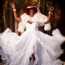 Load image into Gallery viewer, 👑 Birthday Package at Dress Up Studio 👑