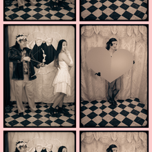 Load image into Gallery viewer, 💋 Vintage Pin-Up Photoshoot with Costumes, Wigs, &amp; Backdrops!
