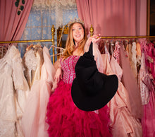 Load image into Gallery viewer, Be Wicked: Glinda &amp; Elphaba Inspired Photoshoot | Glendale, CA
